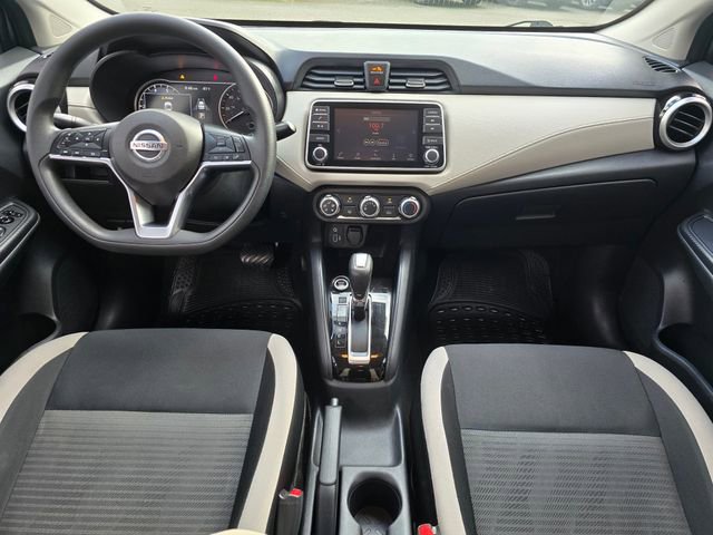 Used 2021 Nissan Versa SV image 15