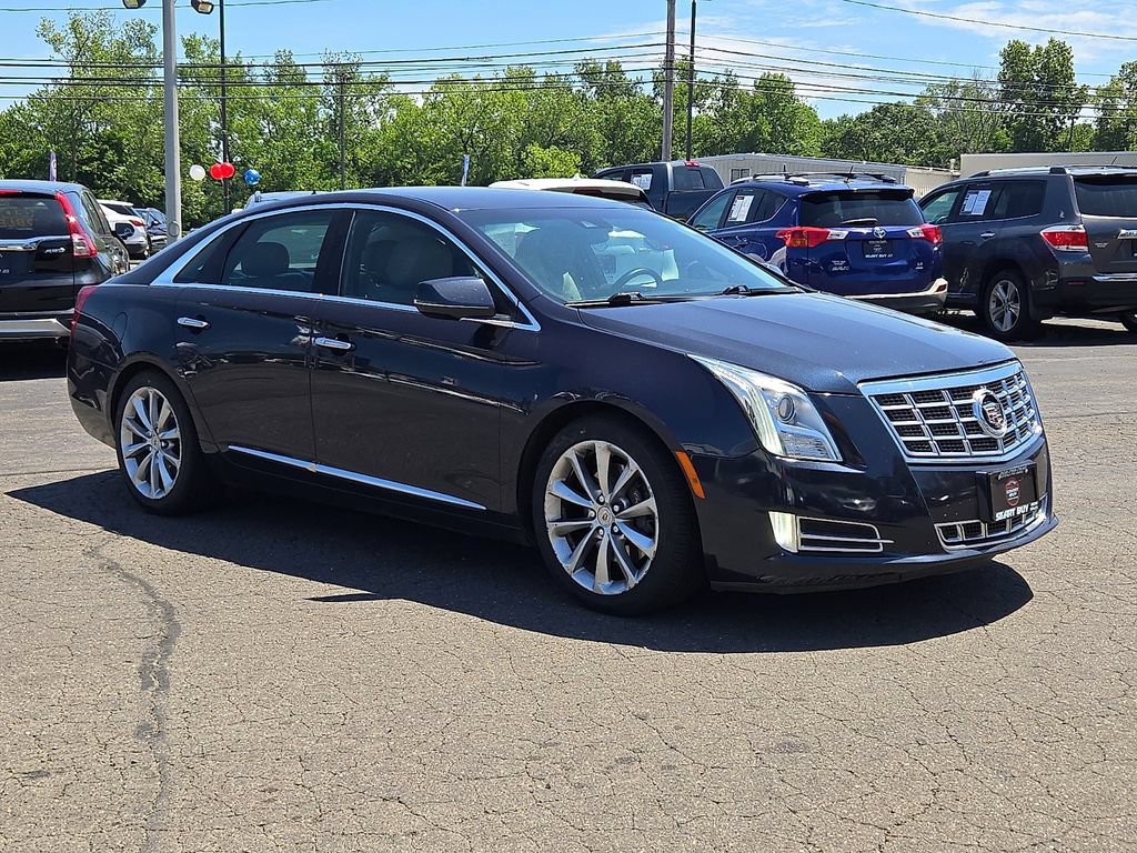 Used 2013 Cadillac XTS Premium AWD/4WD image 4