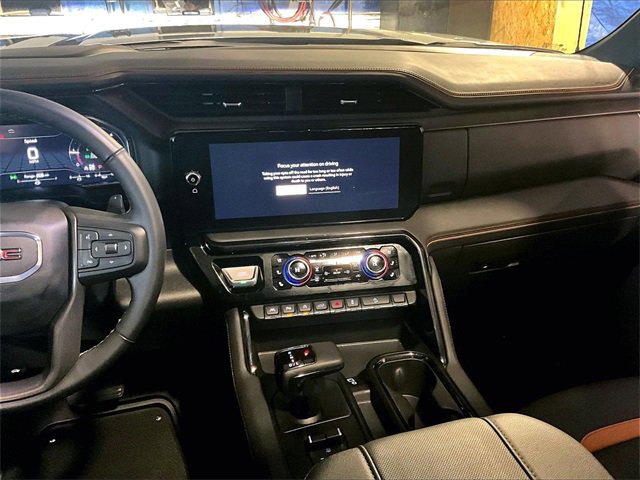 Used 2025 GMC Sierra 1500 AT4 w/ AT4 Premium Package image 6