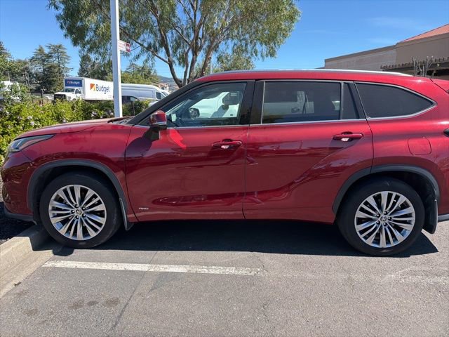 Used 2022 Toyota Highlander Platinum image 21