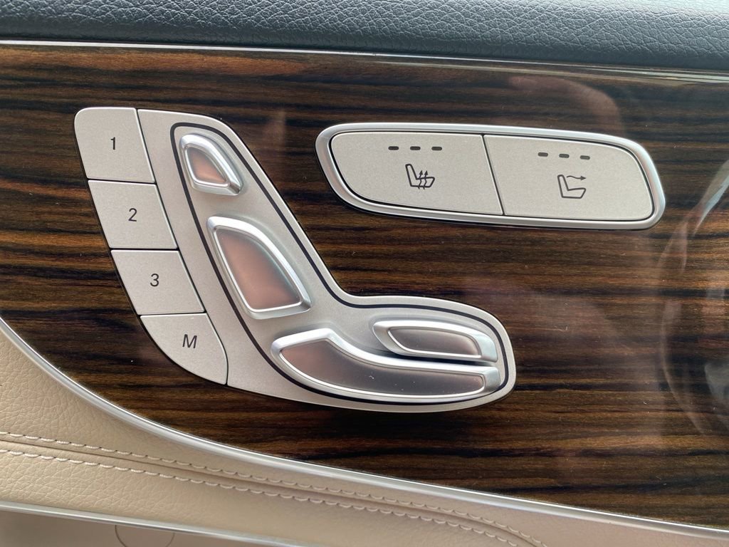 Used 2019 Mercedes-Benz C 300 4MATIC Cabriolet image 32