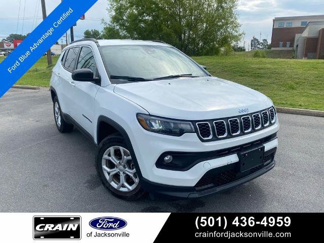 Used 2024 Jeep Compass Latitude AWD/4WD image 1