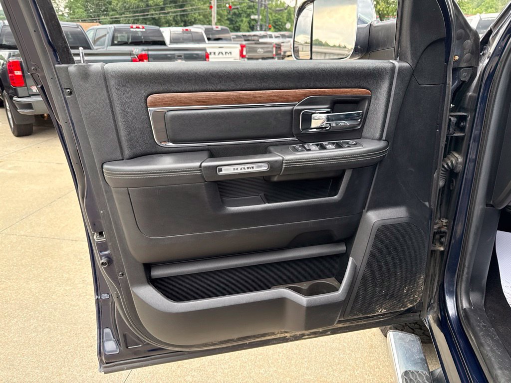 Used 2013 RAM 2500 Laramie w/ Convenience Group AWD/4WD image 24