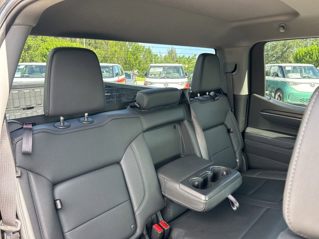 Used 2025 GMC Sierra 1500 SLT image 43