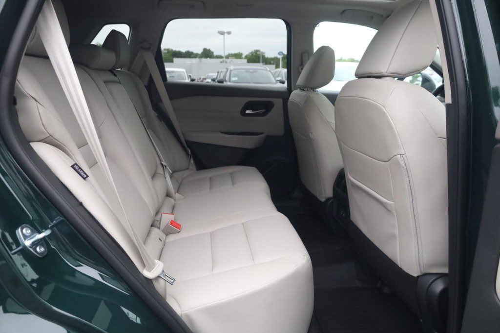 New 2026 Nissan Rogue Dark Armor AWD/4WD image 21