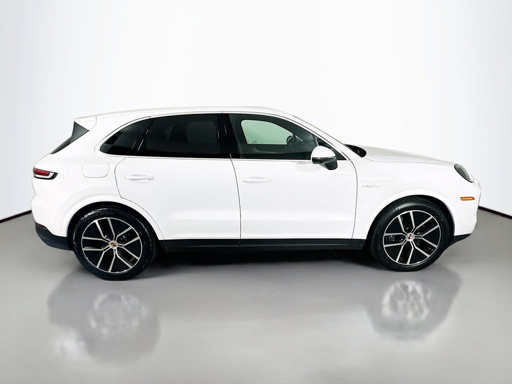 New 2026 Porsche Cayenne E-Hybrid AWD/4WD image 8