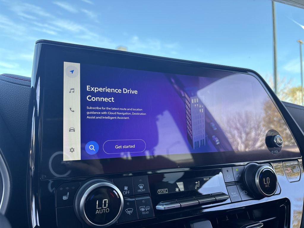 Used 2023 Toyota Highlander XSE image 14