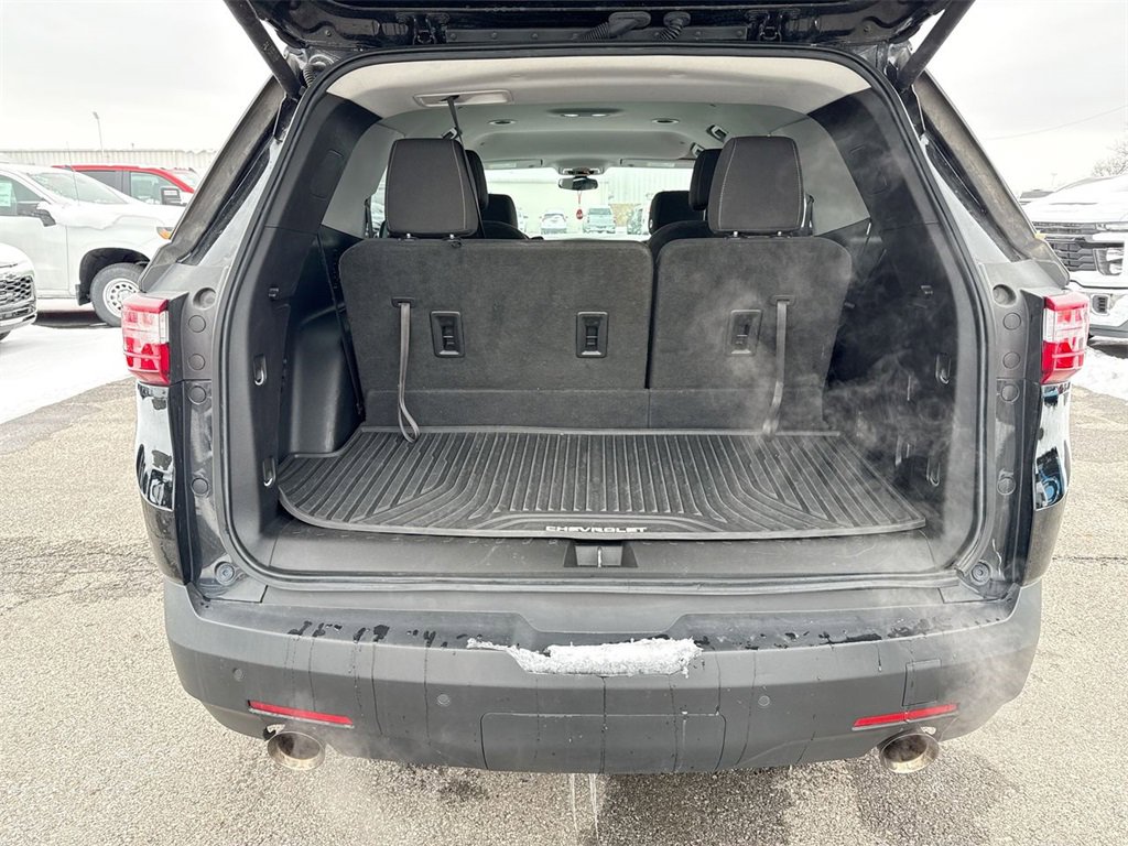 Used 2020 Chevrolet Traverse LT image 25