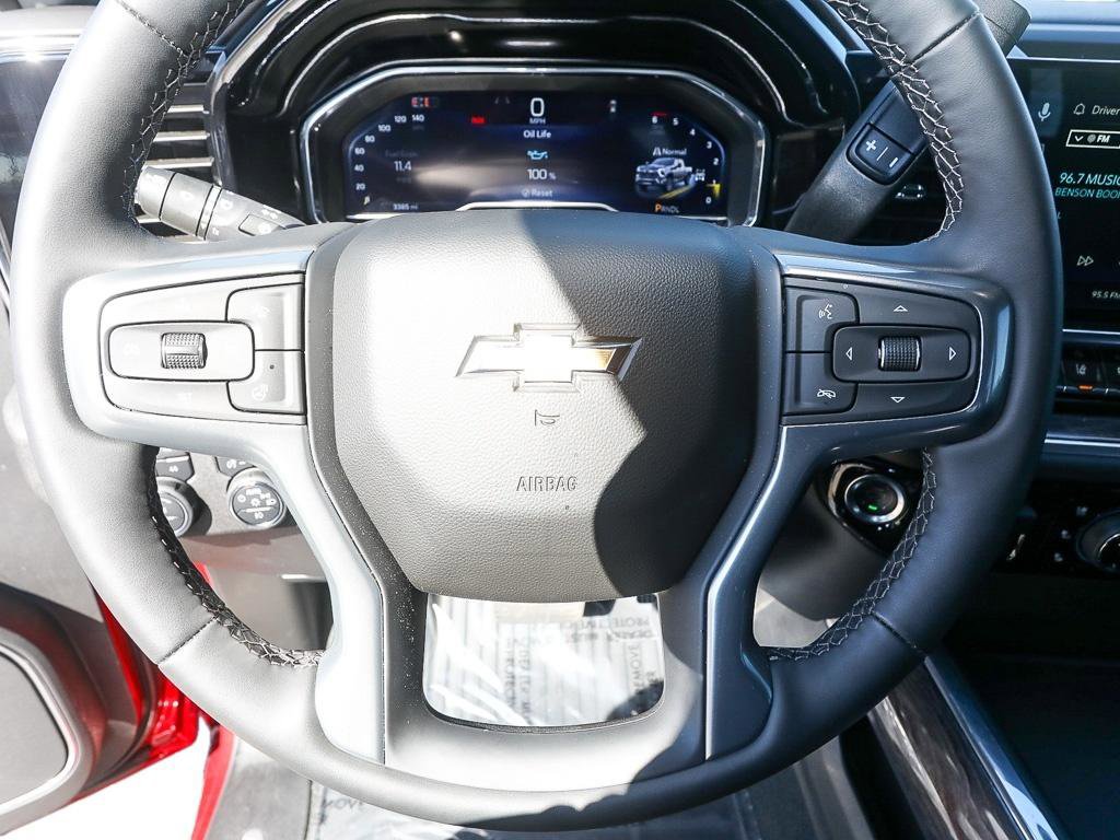 Used 2025 Chevrolet Silverado 2500 LTZ w/ LTZ Premium Package image 16