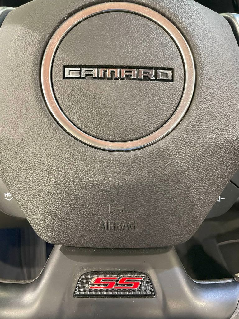 Used 2018 Chevrolet Camaro SS RWD image 78