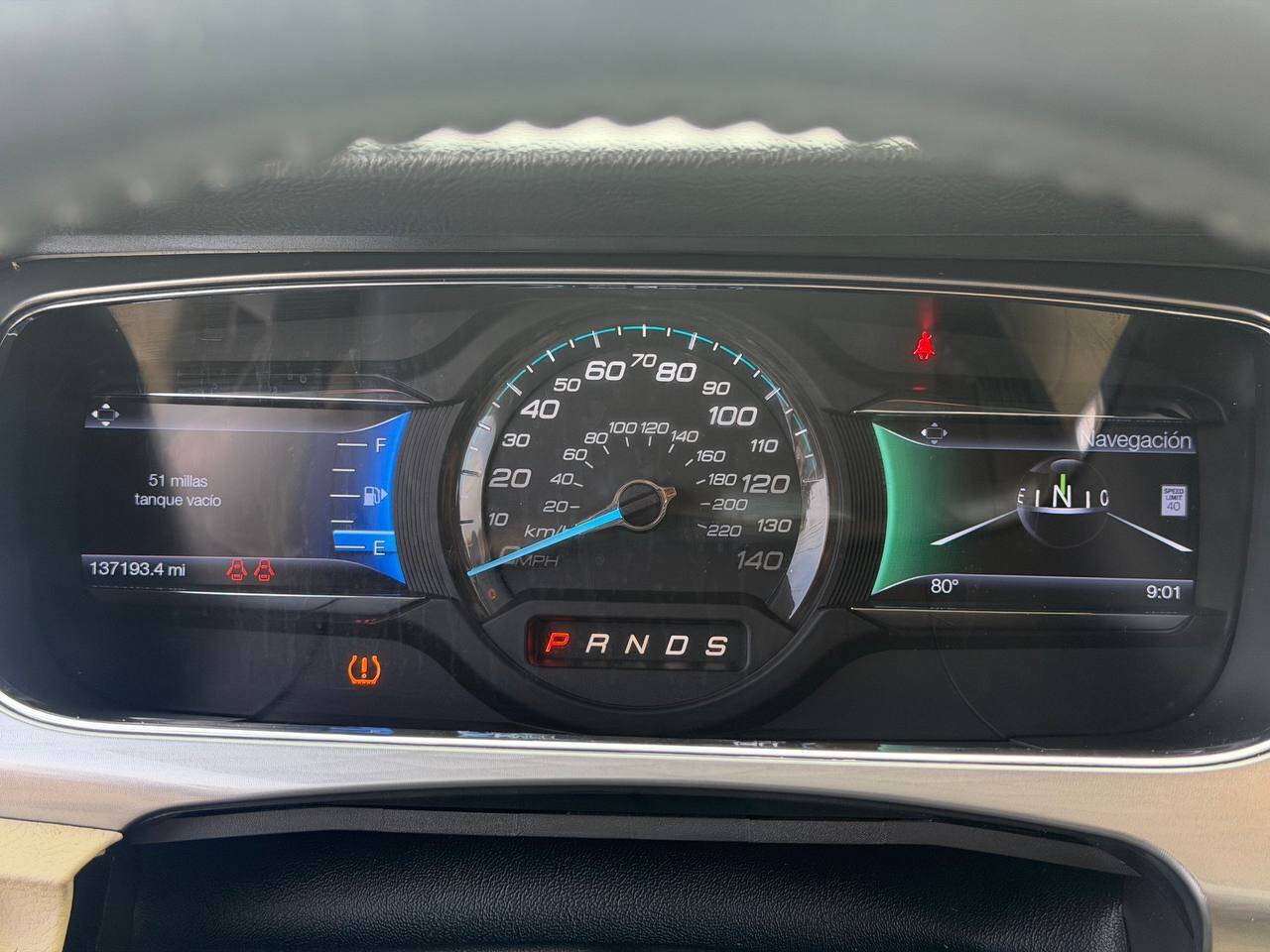 Used 2014 Ford Taurus SEL AWD/4WD image 25