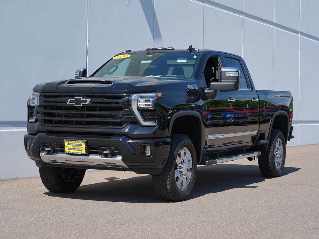 Used 2024 Chevrolet Silverado 3500 High Country w/ High Country Premium Package AWD/4WD image 7