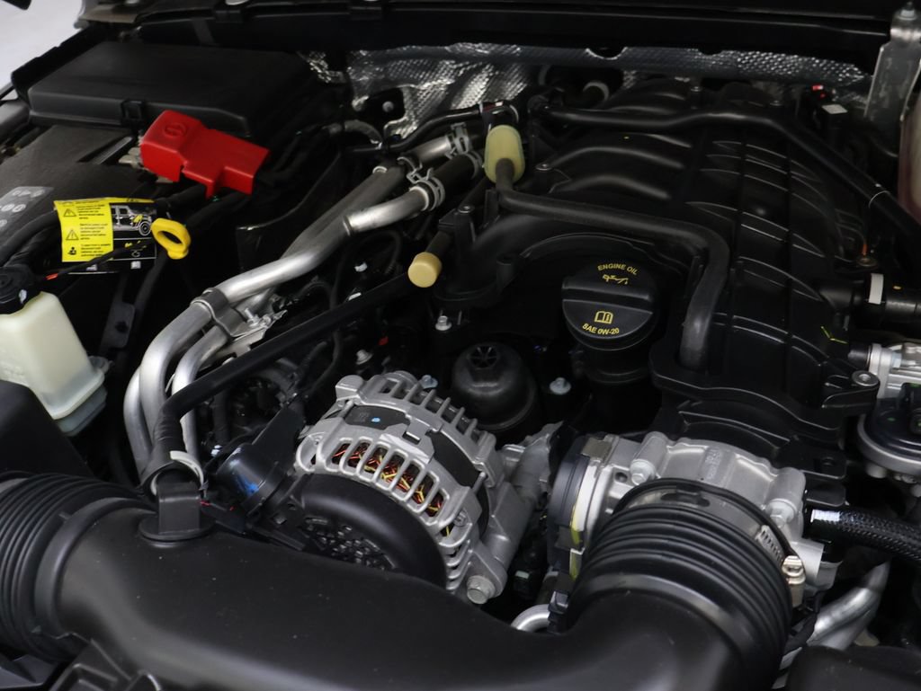 Used 2025 Jeep Gladiator Sport AWD/4WD image 27