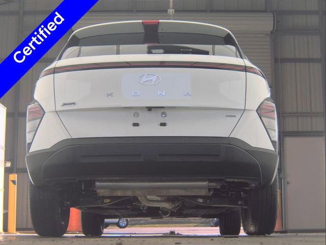Certified 2025 Hyundai Kona SEL image 6