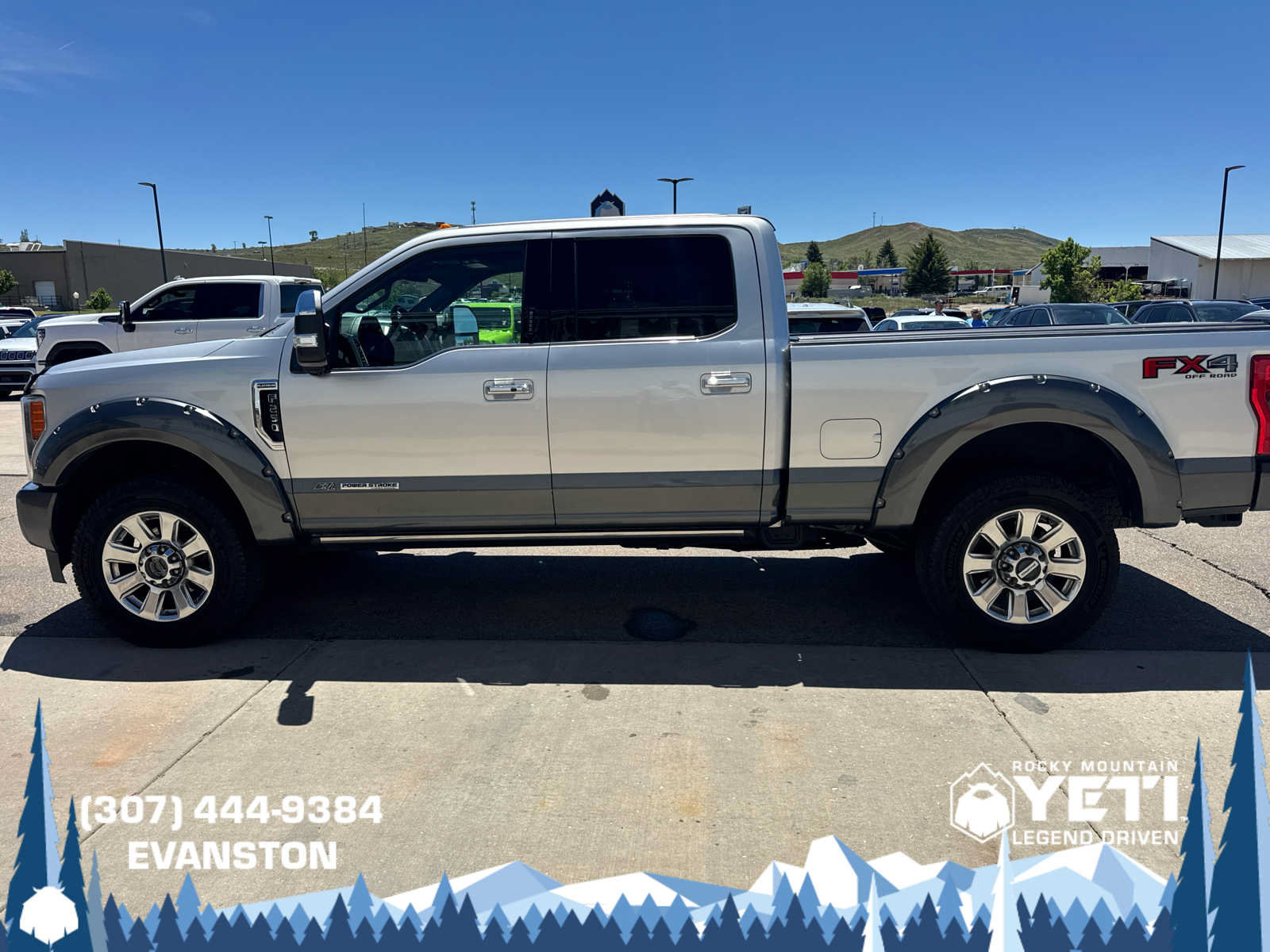 Used 2017 Ford F250 Platinum w/ Platinum Ultimate Package AWD/4WD image 6