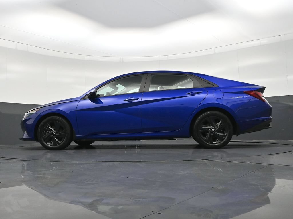 Used 2023 Hyundai Elantra SEL FWD image 24