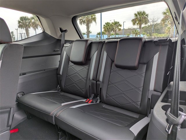 Certified 2025 Volkswagen Atlas Peak Edition SE image 14