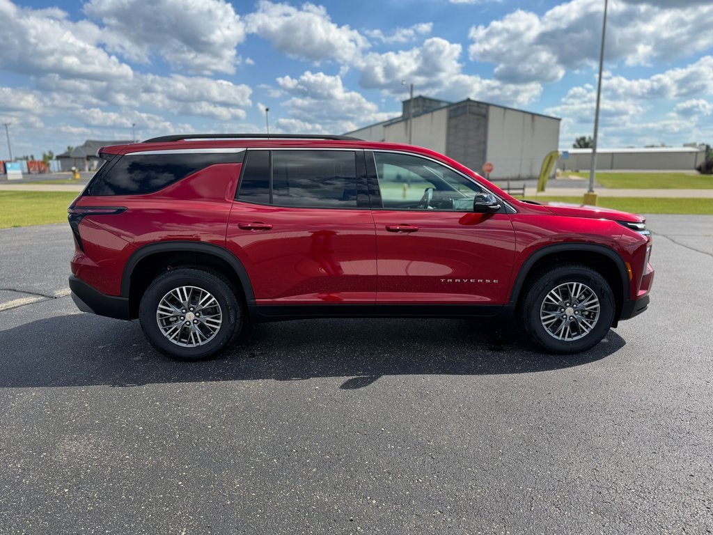 New 2025 Chevrolet Traverse LT image 6