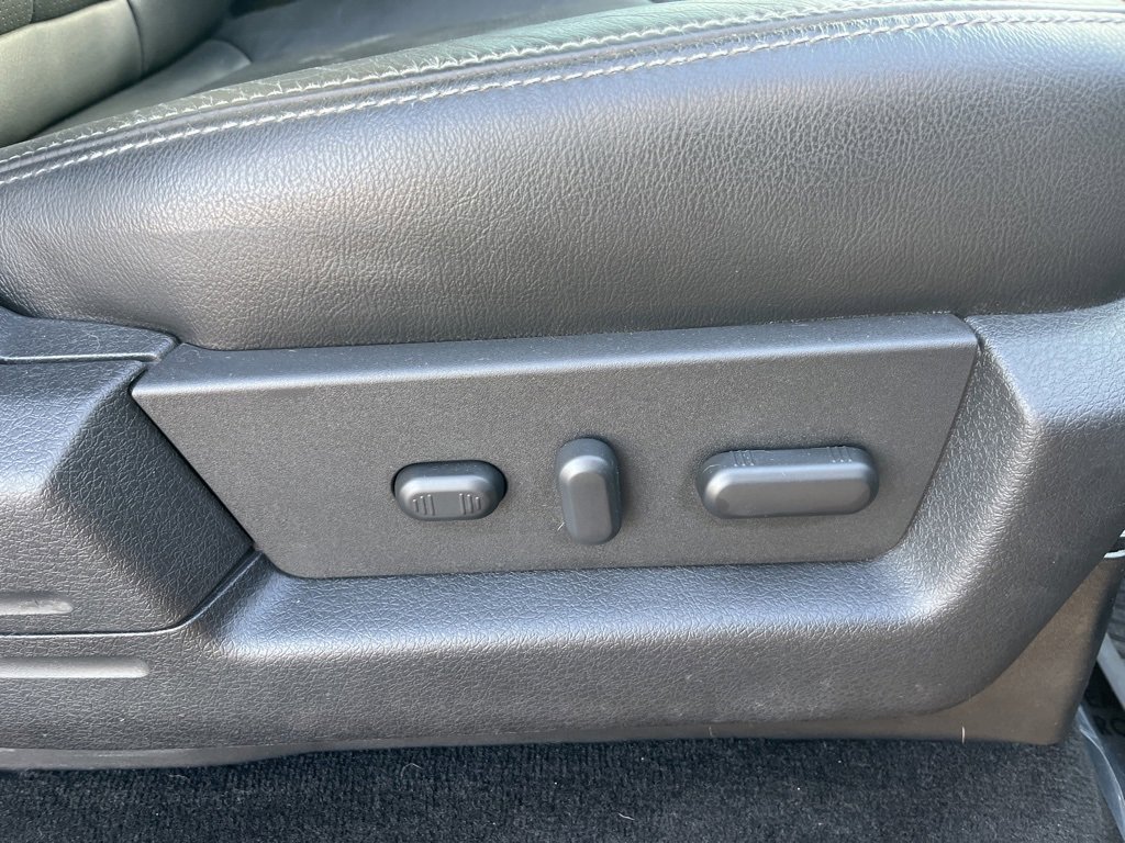 Used 2013 Ford F150 Lariat w/ Luxury Equipment Group image 9