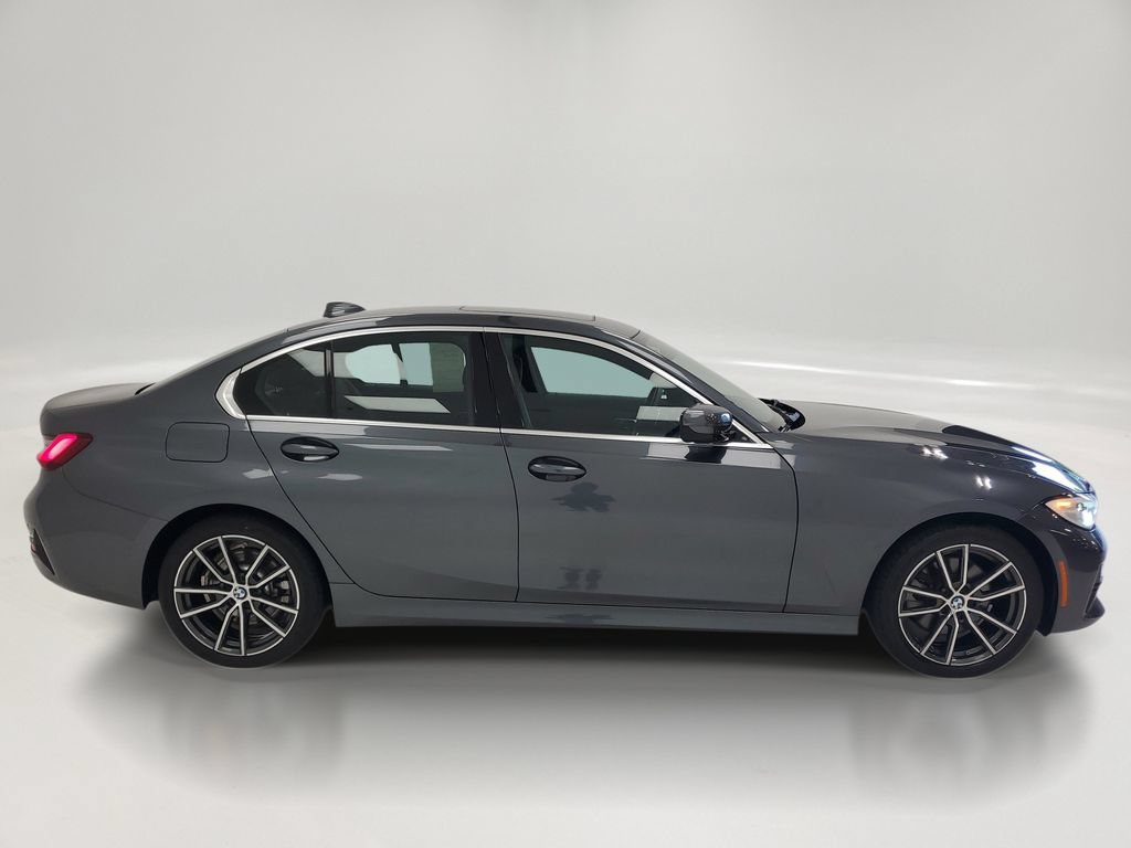 Used 2022 BMW 330i xDrive Sedan w/ Convenience Package AWD/4WD image 3
