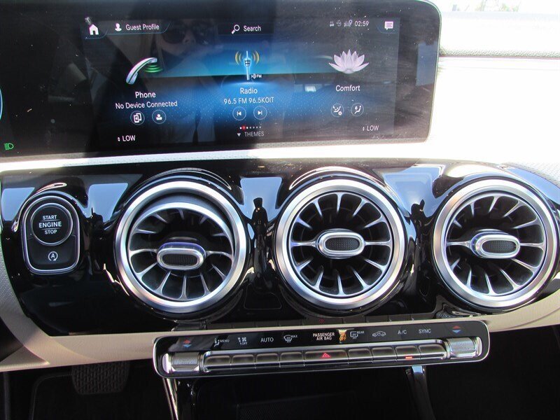 Used 2021 Mercedes-Benz CLA 250 image 17
