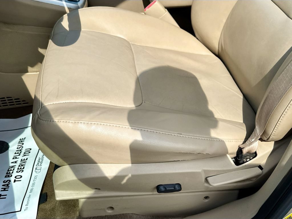 Used 2008 Chevrolet Equinox LT w/ LT Preferred Equipment Group FWD image 23