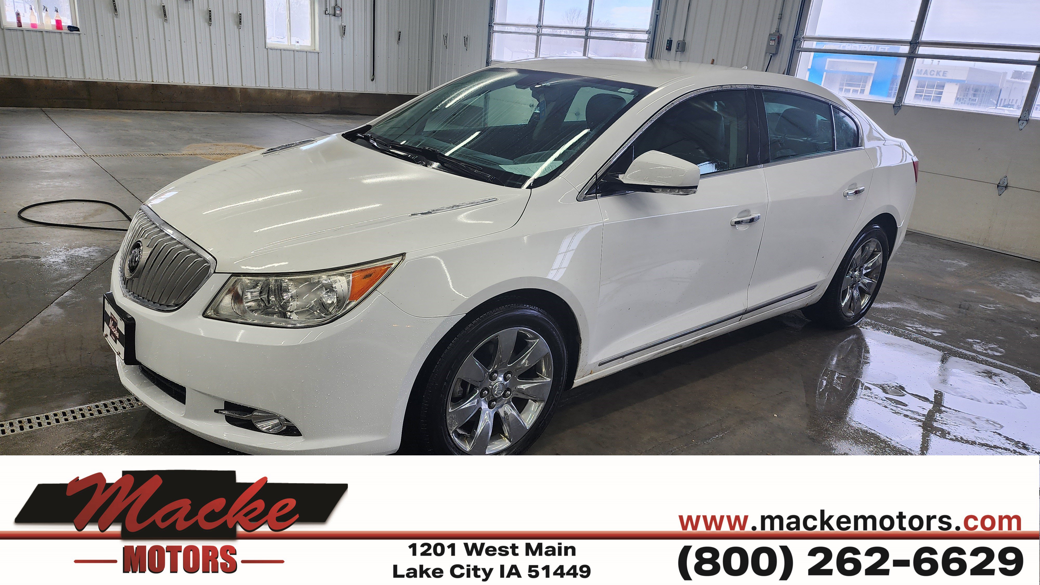 Used 2012 Buick LaCrosse Premium image 1