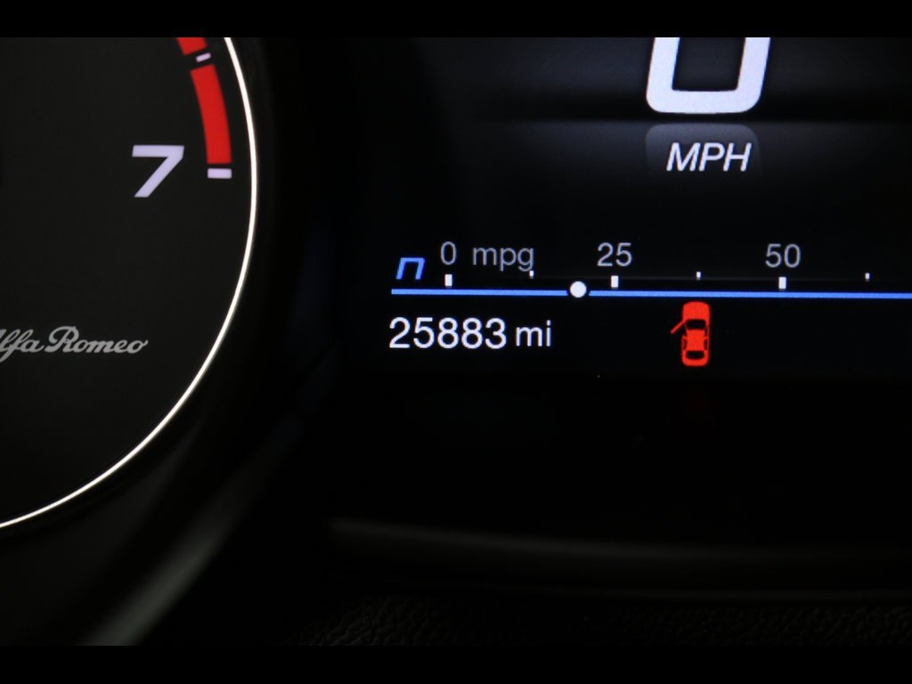 Used 2022 Alfa Romeo Stelvio Ti image 26