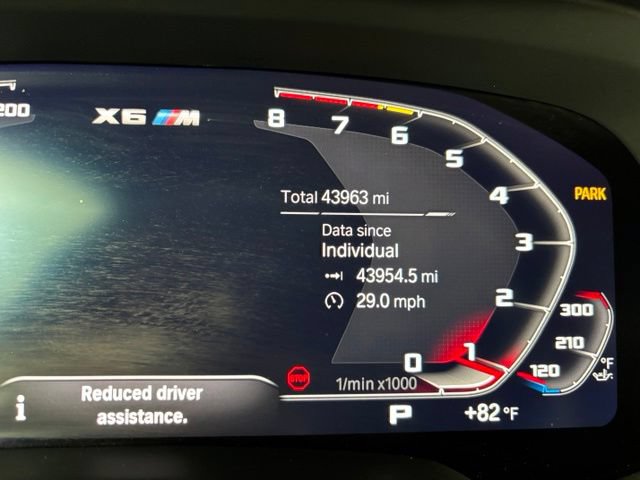 Used 2023 BMW X6 M AWD/4WD image 14