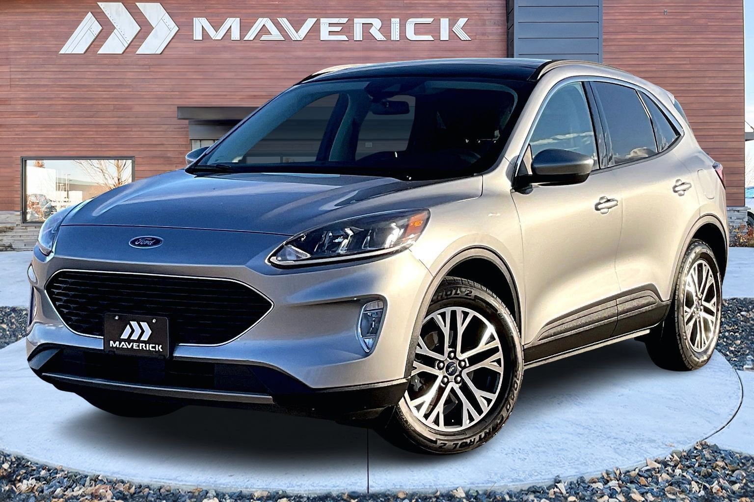 Used 2021 Ford Escape SEL image 3