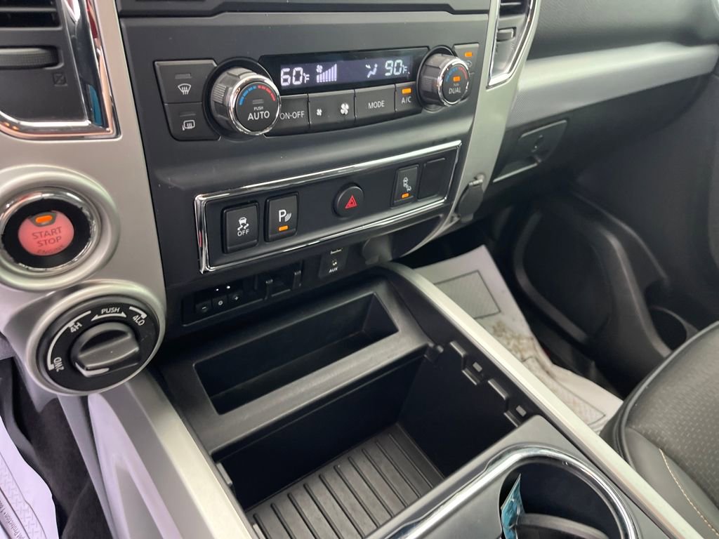 Used 2017 Nissan Titan PRO-4X image 15