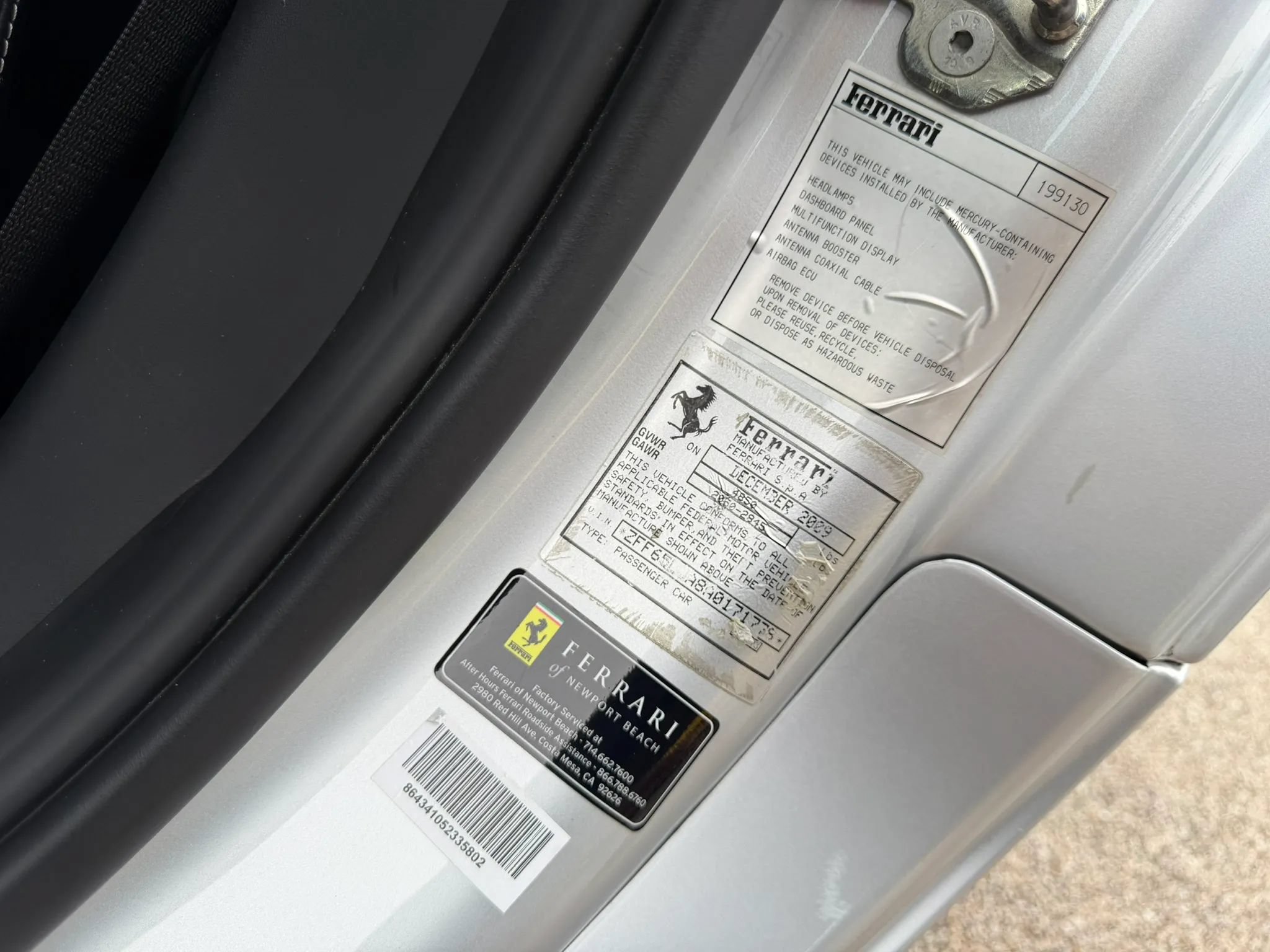 Used 2010 Ferrari California RWD image 47