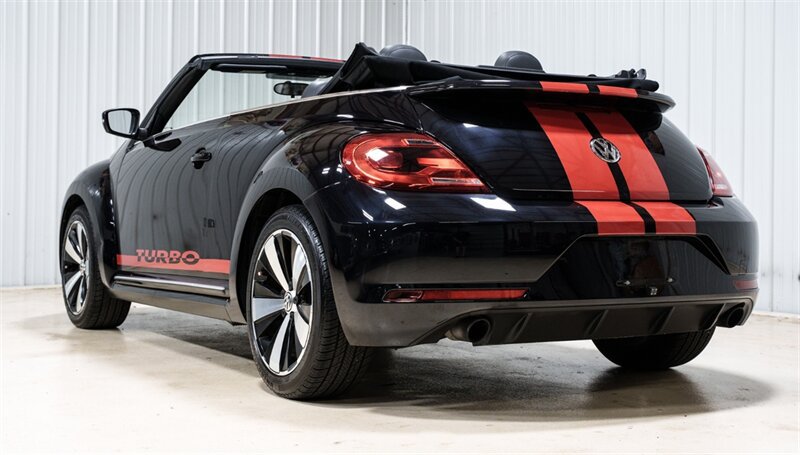 Used 2013 Volkswagen Beetle 2.0T FWD image 13