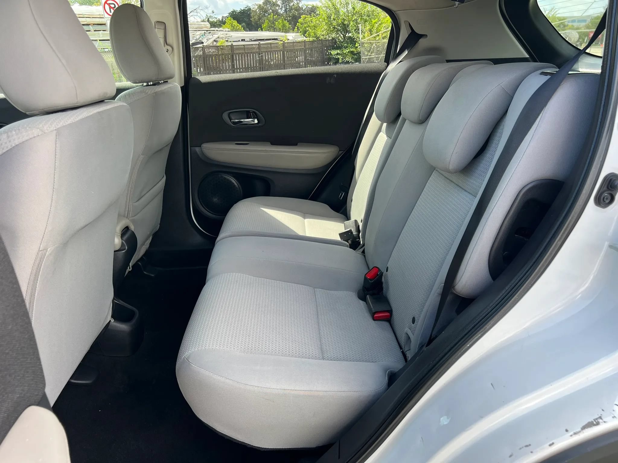 Used 2022 Honda HR-V LX image 18
