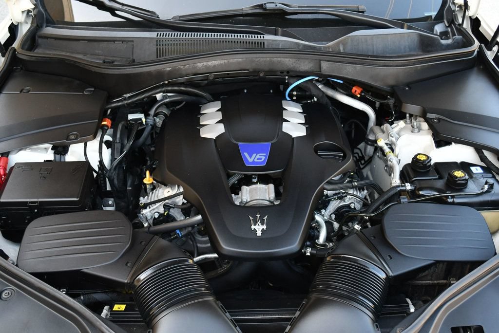 Used 2022 Maserati Levante Modena AWD/4WD image 82