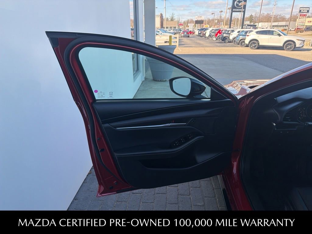 Certified 2025 MAZDA MAZDA3 s Sport w/ Appearance Package image 25