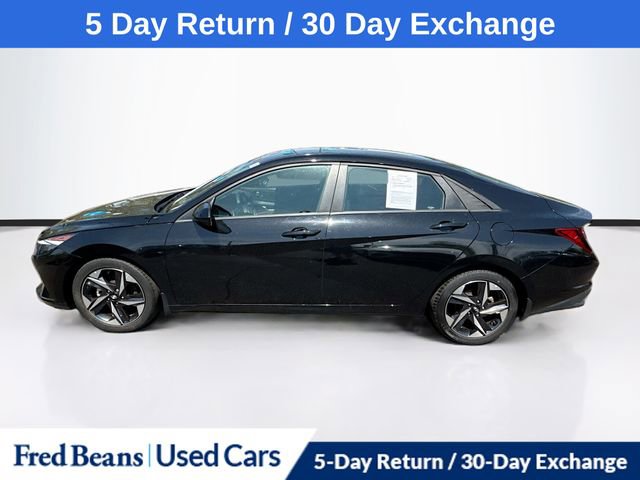 Used 2023 Hyundai Elantra SEL w/ Convenience Package image 4