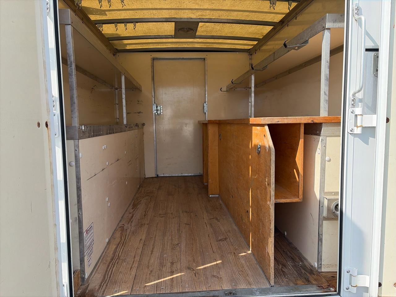 Used 2013 Chevrolet Express 3500 RWD image 6