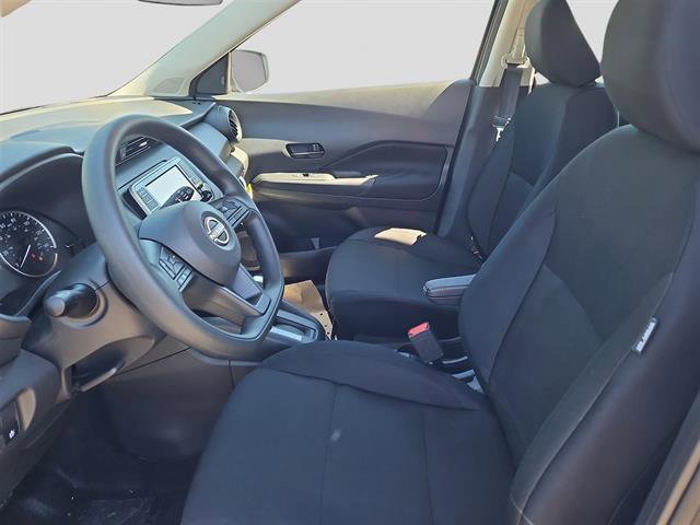 New 2025 Nissan Kicks S image 15