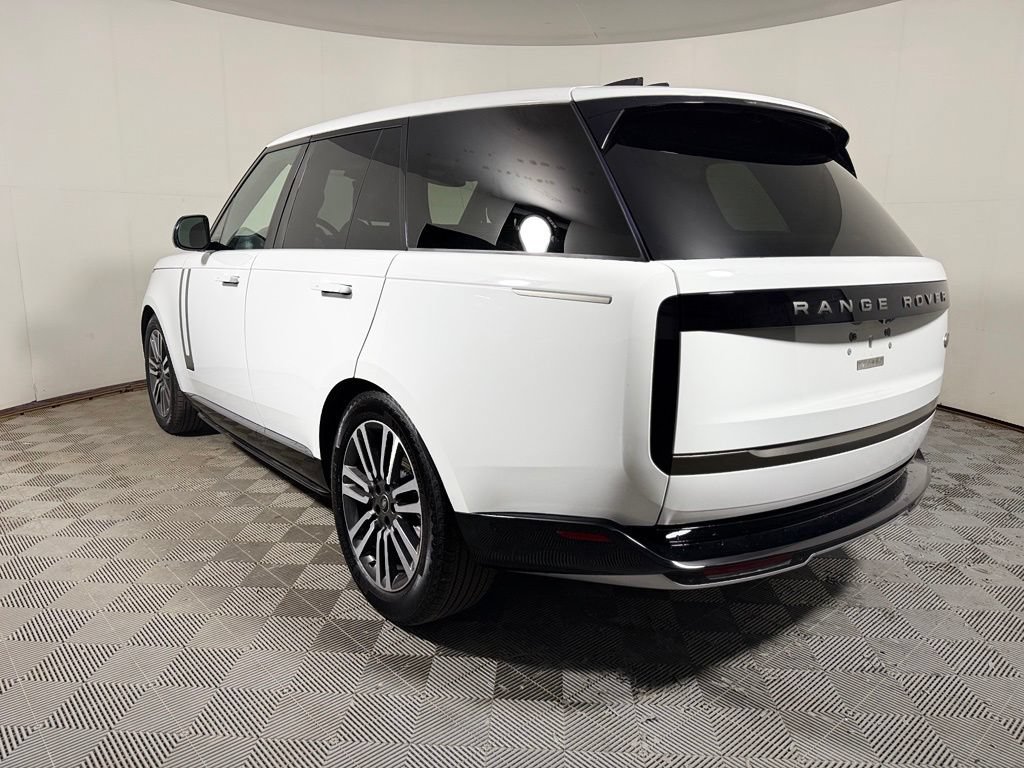 Used 2023 Land Rover Range Rover SE AWD/4WD image 4