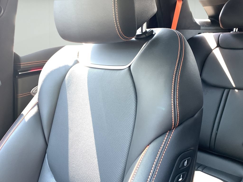 Certified 2026 Genesis GV70 2.5T Sport Prestige AWD/4WD image 40