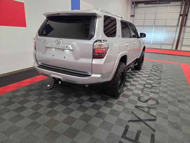 Used 2017 Toyota 4Runner SR5 image 26