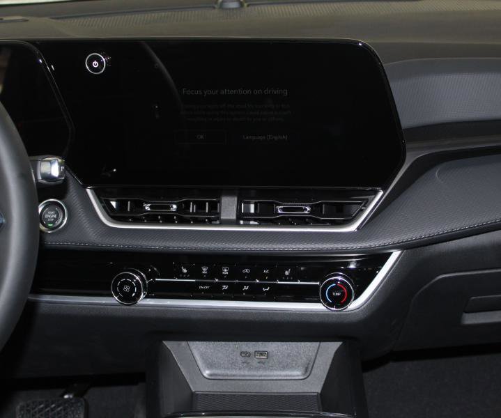 New 2026 Chevrolet Equinox LT w/ Midnight Edition image 30