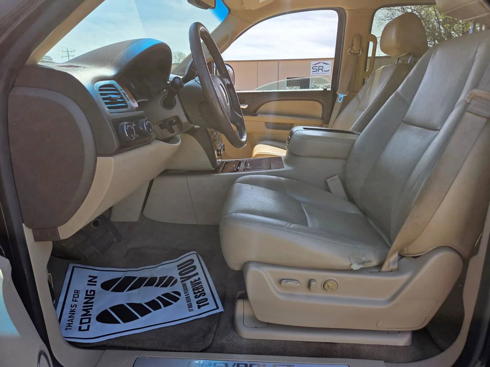 Used 2013 Chevrolet Suburban LTZ AWD/4WD image 19