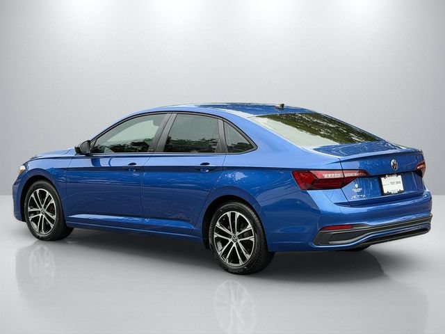 Used 2023 Volkswagen Jetta Sport FWD image 5