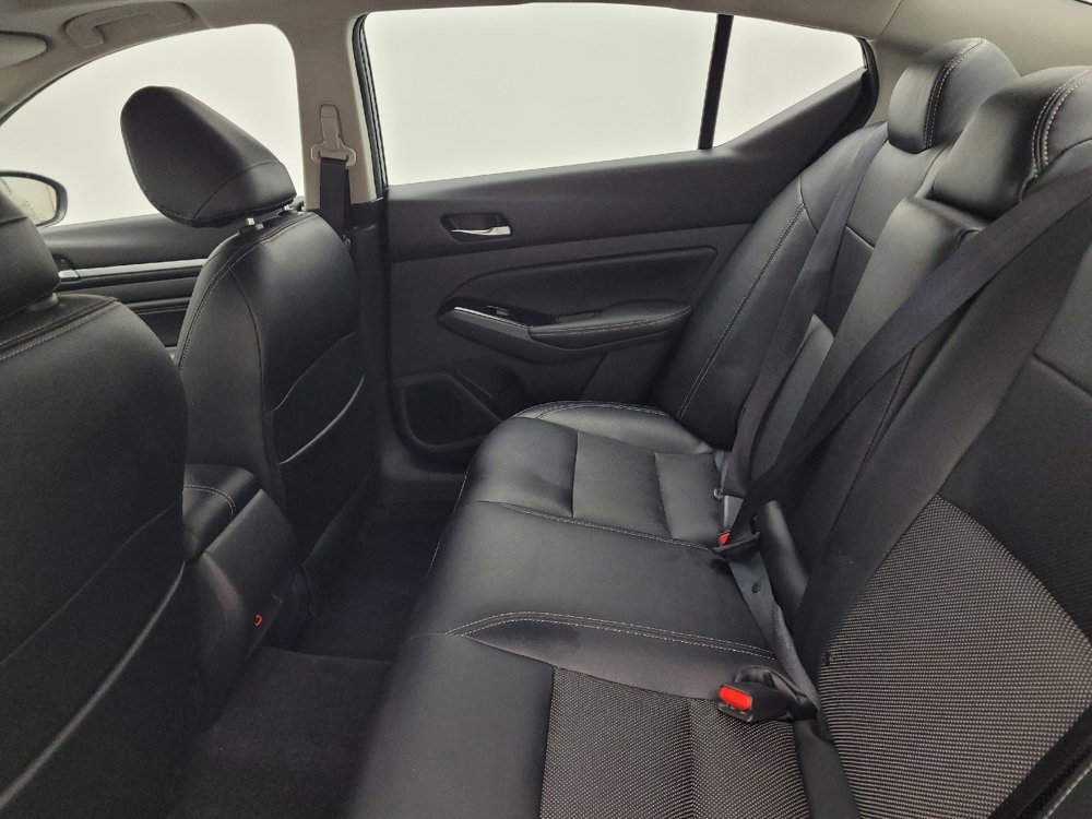 Used 2021 Nissan Altima 2.5 SV w/ SV Premium Package image 18