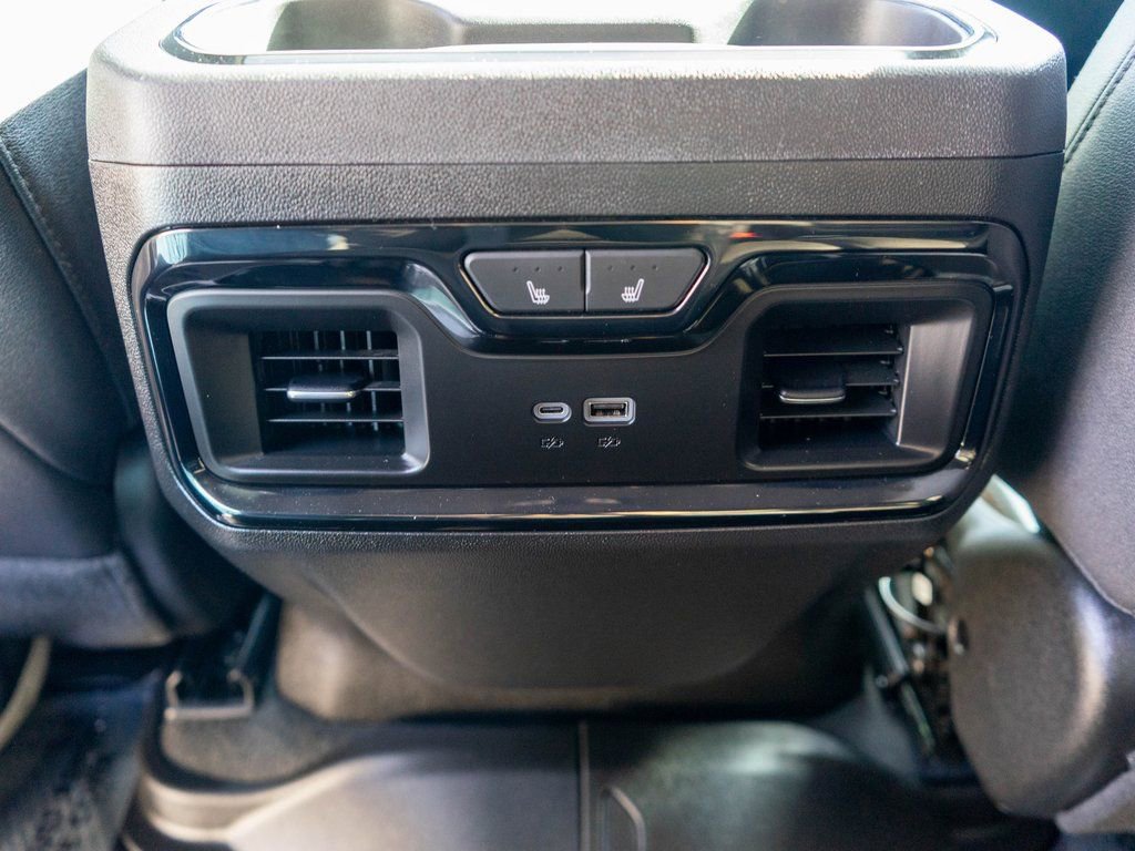 Used 2024 GMC Sierra 2500 AT4 w/ AT4 Premium Plus Package image 14