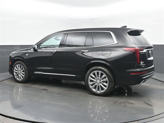 Used 2025 Cadillac XT6 Premium Luxury w/ Platinum Package image 3