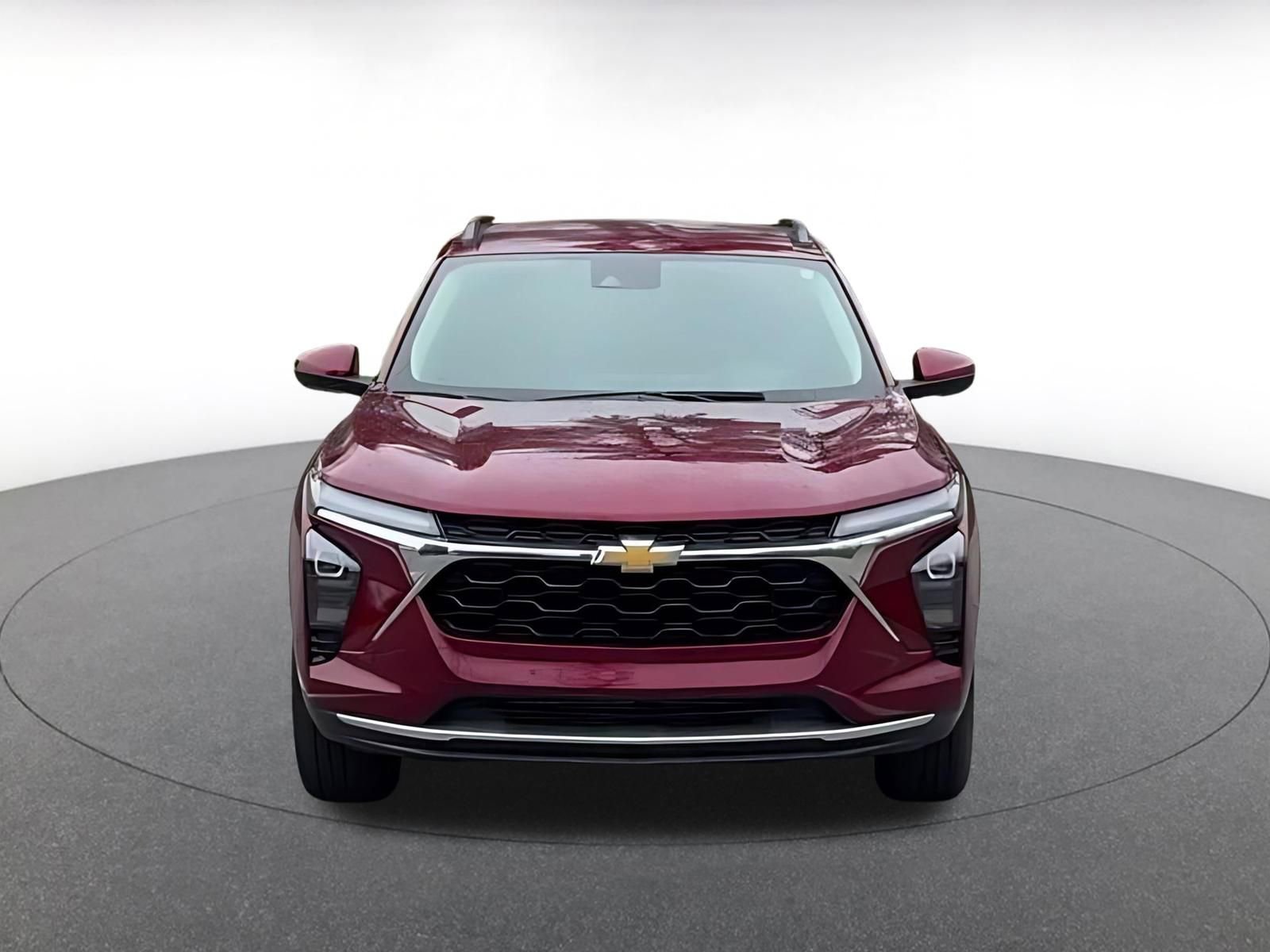 Used 2025 Chevrolet Trax LT image 4