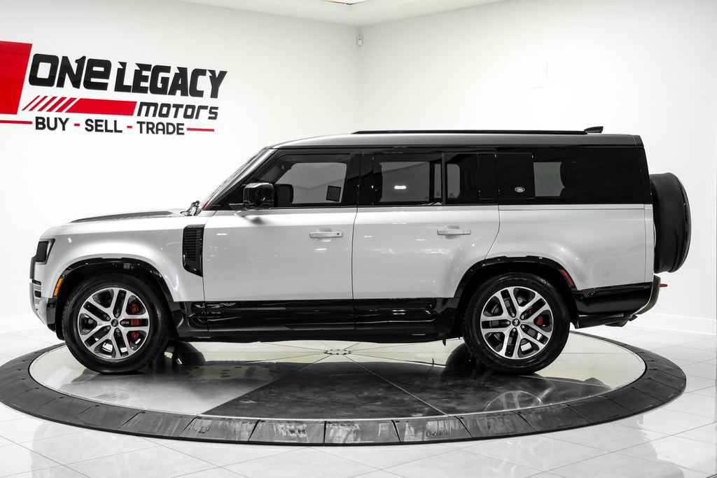 Used 2024 Land Rover Defender 130 X AWD/4WD image 13